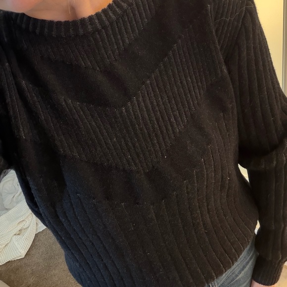 Wool Sweater - Picture 4 of 5